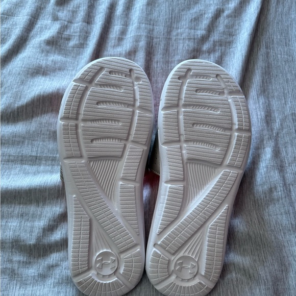 Women's UA Ignite Pro Slides - Picture 2 of 3